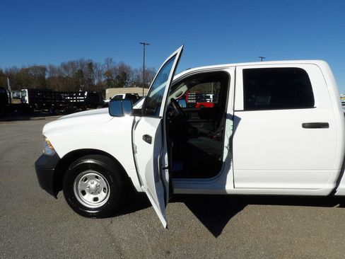Used 2022 RAM 1500 Tradesman w/ Popular Equipment Group RWD image 13