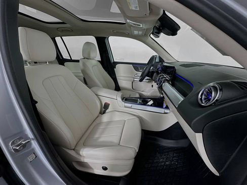 Used 2026 Mercedes-Benz GLB 250 4MATIC image 28