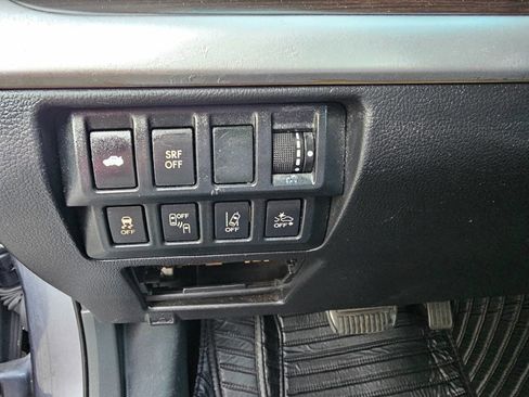 Used 2017 Subaru Legacy 3.6R Limited image 16