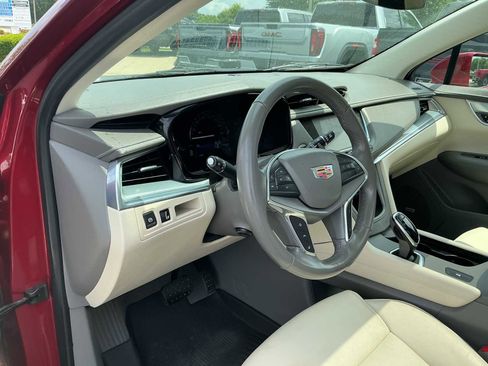 Used 2019 Cadillac XT5 Luxury FWD image 22