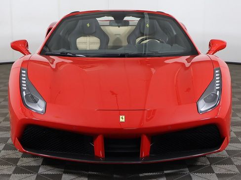 Used 2019 Ferrari 488 Spider RWD image 9