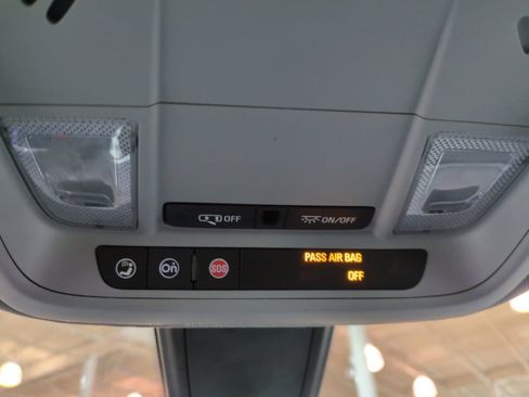 Used 2016 Chevrolet Malibu LT FWD image 22
