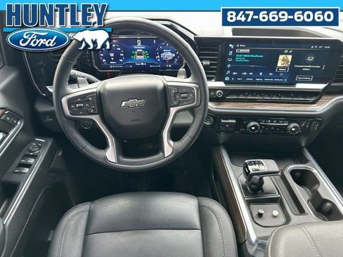 Used 2024 Chevrolet Silverado 1500 RST AWD/4WD image 10