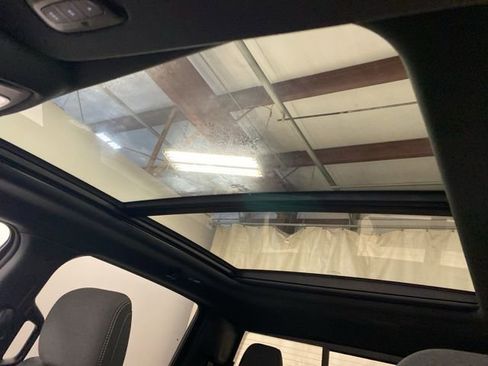 Used 2022 RAM 1500 Big Horn AWD/4WD image 16