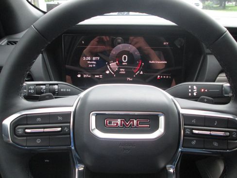 New 2026 GMC Terrain Elevation w/ Elevation Premium Package image 13