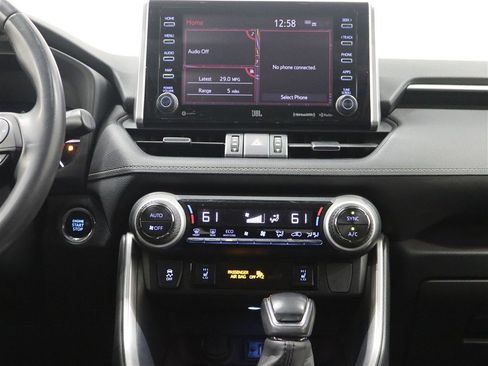 Used 2019 Toyota RAV4 Limited AWD/4WD image 25