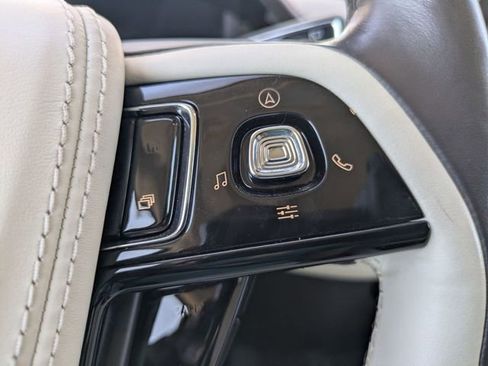 Used 2023 Lincoln Aviator Black Label w/ Jet Package image 15