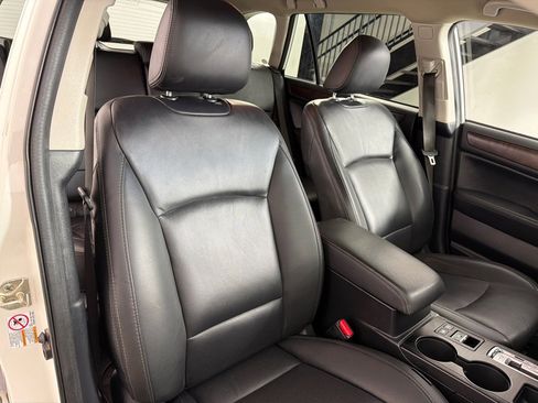 Used 2015 Subaru Outback 2.5i Limited image 26