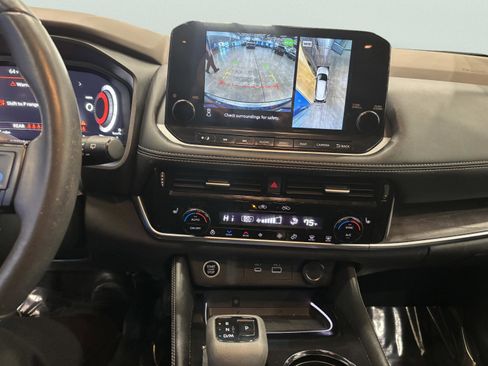 Used 2021 Nissan Rogue Platinum image 22