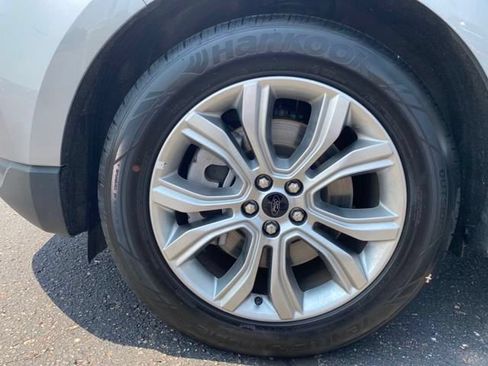 Used 2024 Ford Edge Titanium AWD/4WD image 28