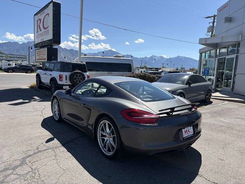 Used 2015 Porsche Cayman RWD image 3