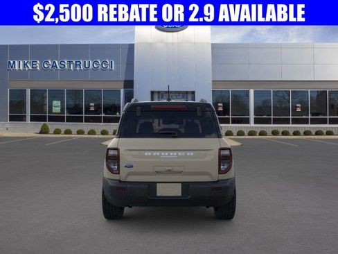 New 2025 Ford Bronco Sport Outer Banks image 5