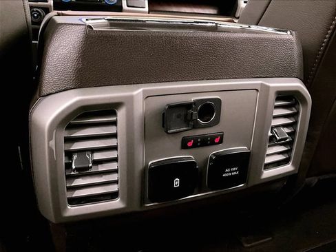 Used 2020 Ford F150 King Ranch w/ Equipment Group 601A Luxury AWD/4WD image 33