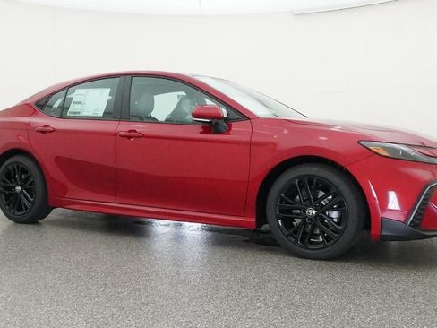 New 2026 Toyota Camry SE FWD image 28