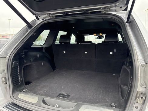 Used 2018 Jeep Grand Cherokee Limited AWD/4WD image 23