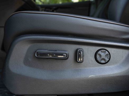 Certified 2025 Honda Odyssey Elite image 41