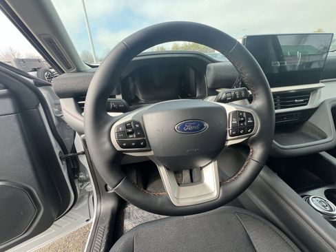 New 2026 Ford Explorer Active image 16