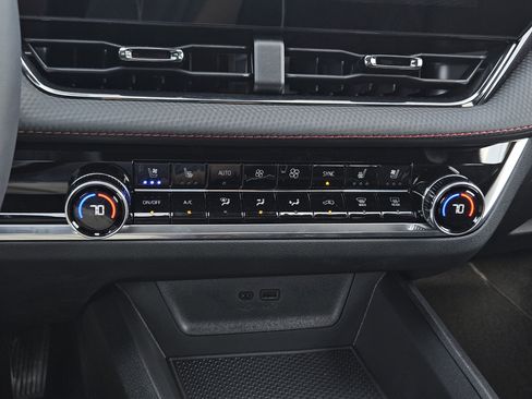 New 2026 Chevrolet Equinox RS w/ Convenience Package III FWD image 19