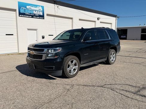 Used 2019 Chevrolet Tahoe LS w/ All-Season Package RWD image 7