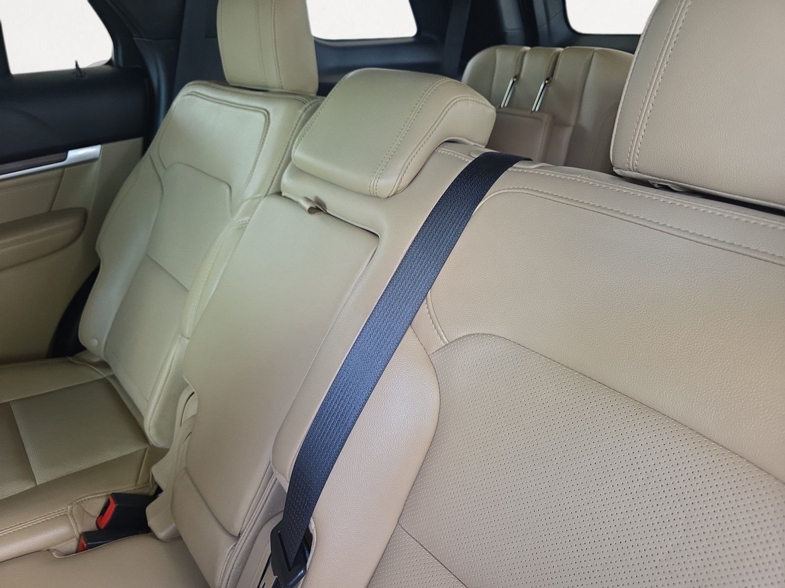 Used 2017 Ford Explorer Limited FWD image 21