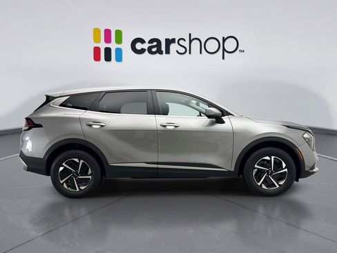 Used 2023 Kia Sportage LX image 6