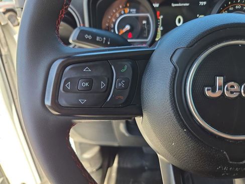 Used 2024 Jeep Gladiator Rubicon image 23