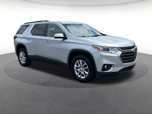 Used 2019 Chevrolet Traverse LT FWD image 4