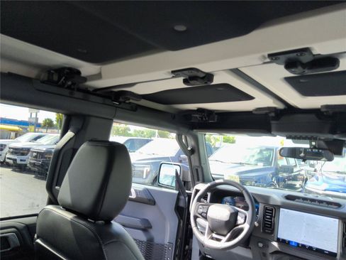 New 2026 Ford Bronco Badlands AWD/4WD image 24
