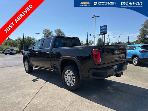 Used 2022 GMC Sierra 3500 Denali AWD/4WD image 3