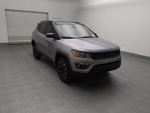 Used 2019 Jeep Compass Trailhawk image 13