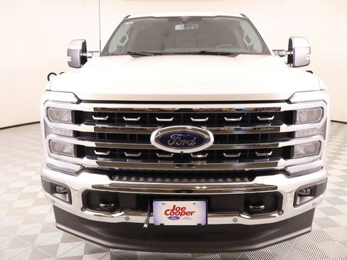 Used 2025 Ford F250 Lariat w/ Lariat Ultimate Package AWD/4WD image 10