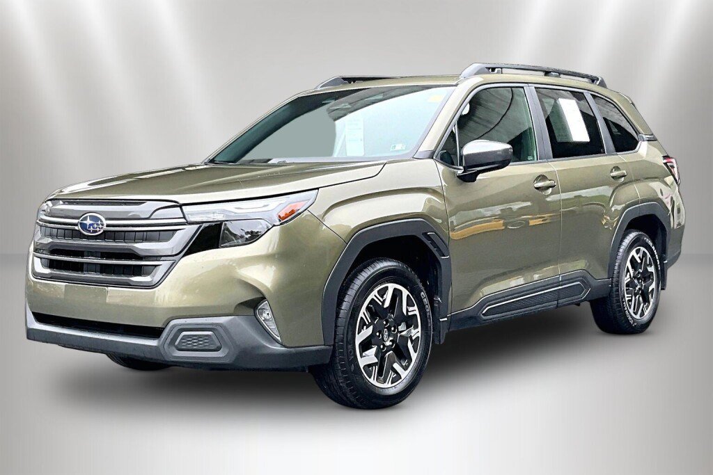 Certified 2026 Subaru Forester Premium AWD/4WD image 3