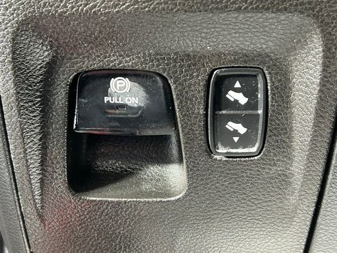 Used 2022 RAM 1500 Big Horn image 29