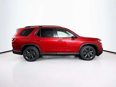 New 2026 Honda Pilot Sport image 2