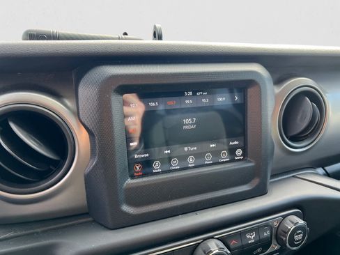 Used 2019 Jeep Wrangler Unlimited Sport S image 20