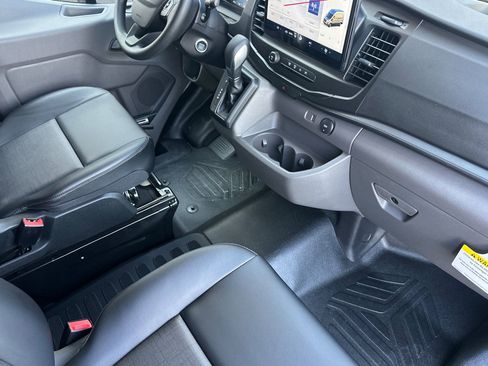 New 2026 Ford Transit 250 148 Medium Roof w/ Load Area Protection Package image 15