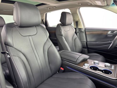 Used 2025 Genesis GV80 2.5T Advanced image 43