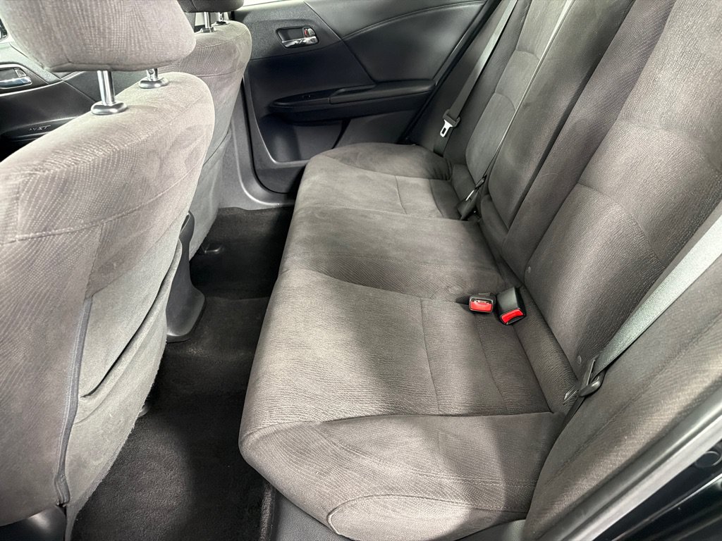 Used 2015 Honda Accord EX image 18