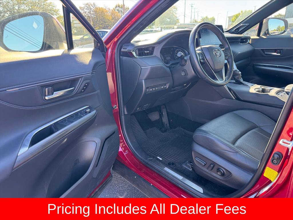 Used 2022 Toyota Venza Limited w/ Advanced Technology Package AWD/4WD image 14