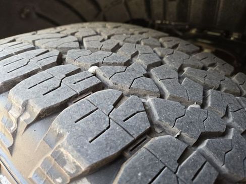 Used 2026 GMC Sierra 3500 SLT image 8