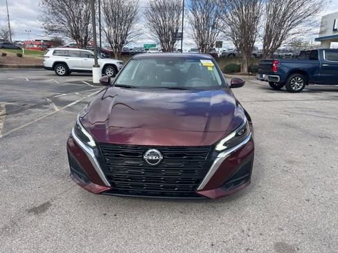 Used 2023 Nissan Altima 2.5 SV image 11