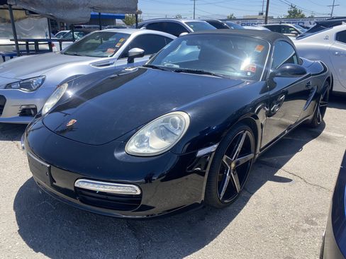 Used 2005 Porsche Boxster RWD image 3