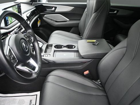 Certified 2025 Acura MDX SH-AWD image 10