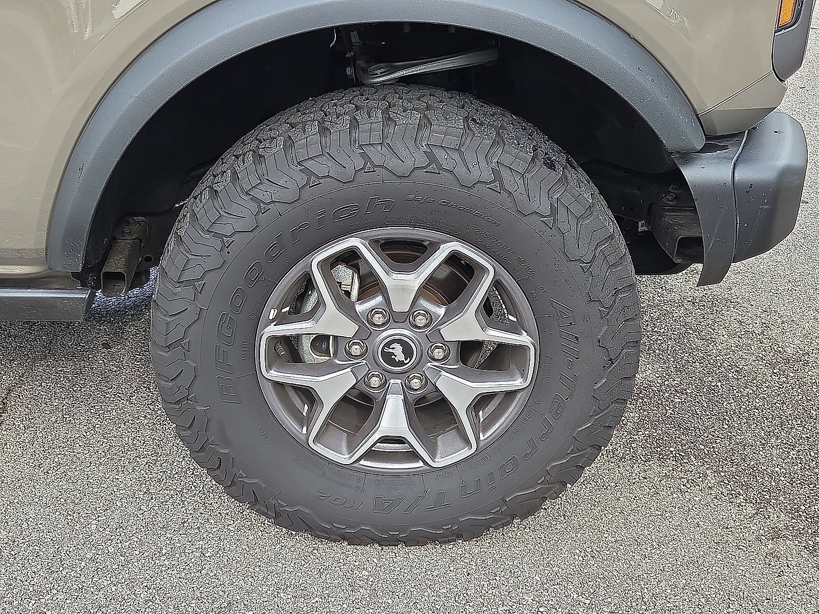 Used 2025 Ford Bronco Badlands AWD/4WD image 7