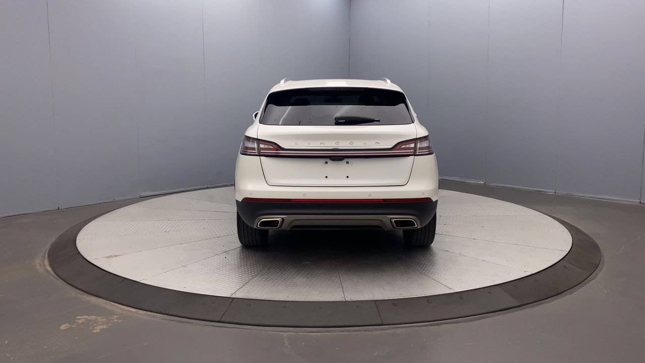 Used 2023 Lincoln Nautilus Reserve AWD/4WD image 4