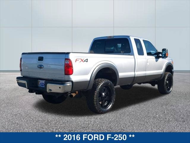 Used 2016 Ford F250 Lariat w/ Lariat Interior Package AWD/4WD image 5