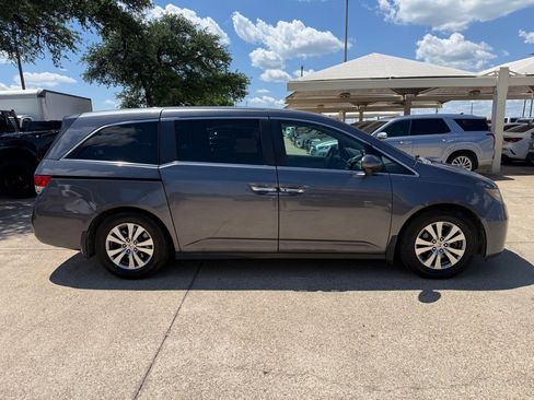 Used 2016 Honda Odyssey EX-L image 8