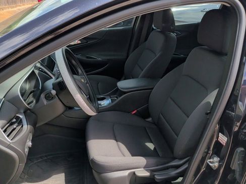 Used 2022 Chevrolet Malibu LS FWD image 10