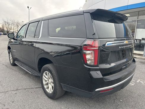 Used 2023 Chevrolet Suburban LS image 7