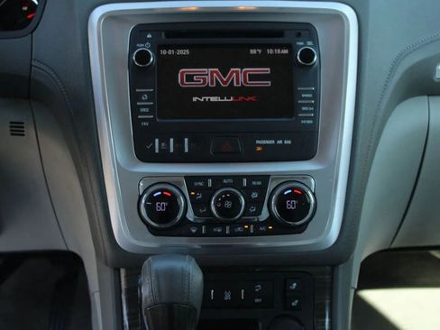 Used 2013 GMC Acadia SLT image 19